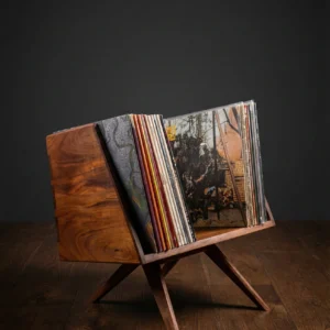 Platenkist Ella | doordacht design met klassieke zwaluwstaartverbindingen